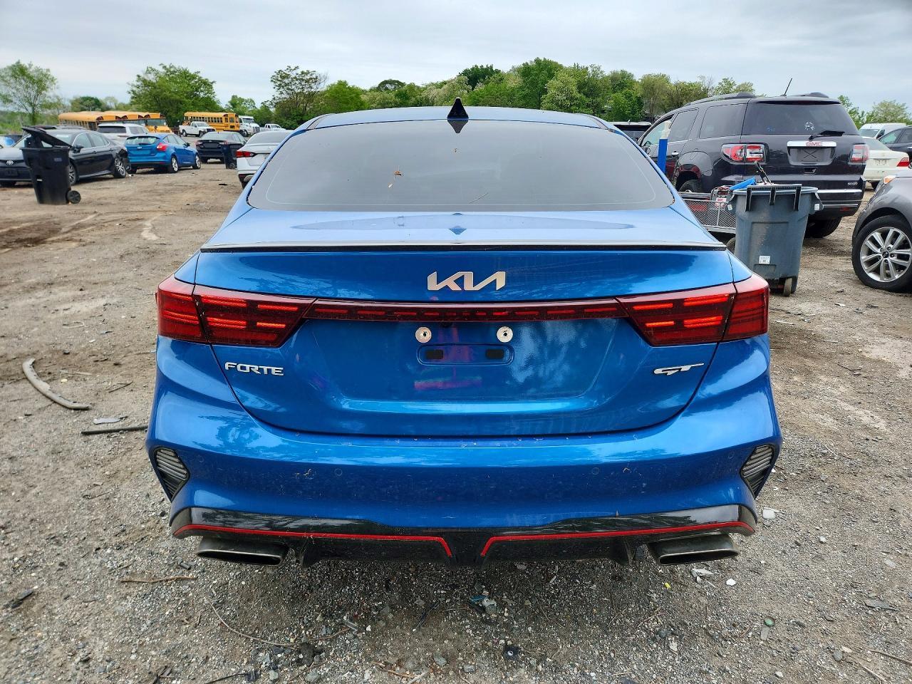 2023 KIA FORTE