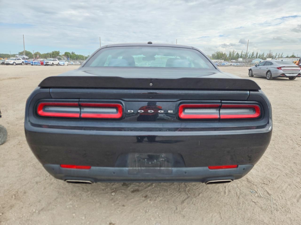 2018 DODGE Challenger