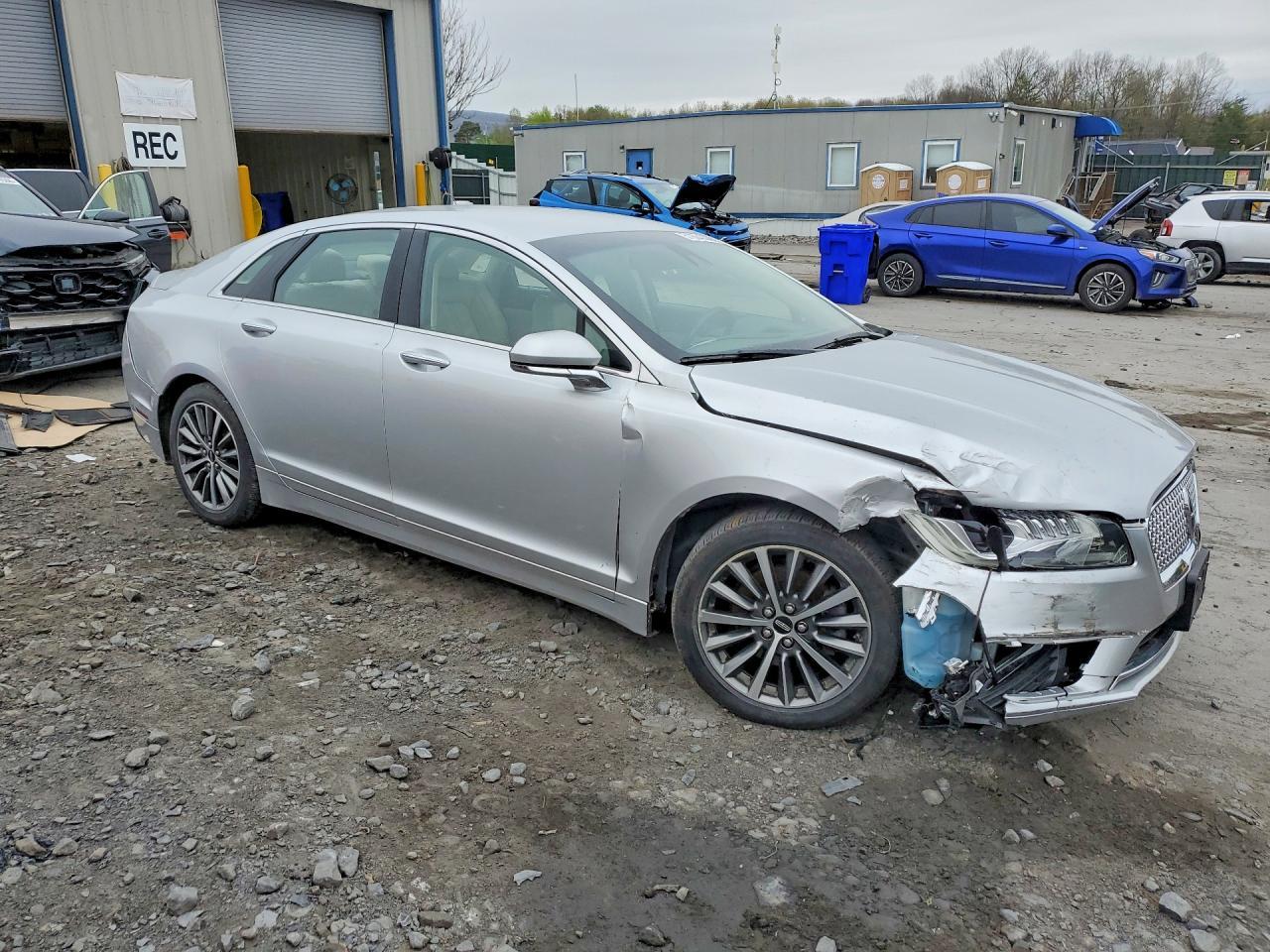 2019 LINCOLN MKZ