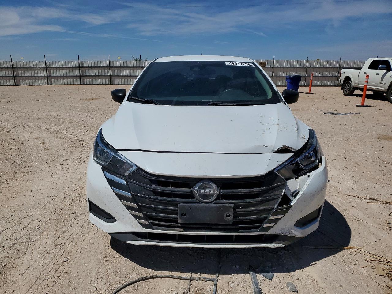 2024 NISSAN VERSA