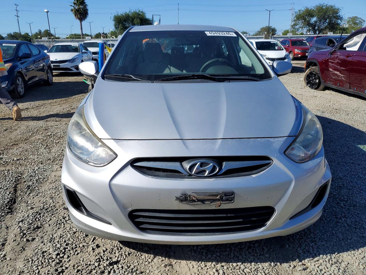 2012 HYUNDAI ACCENT
