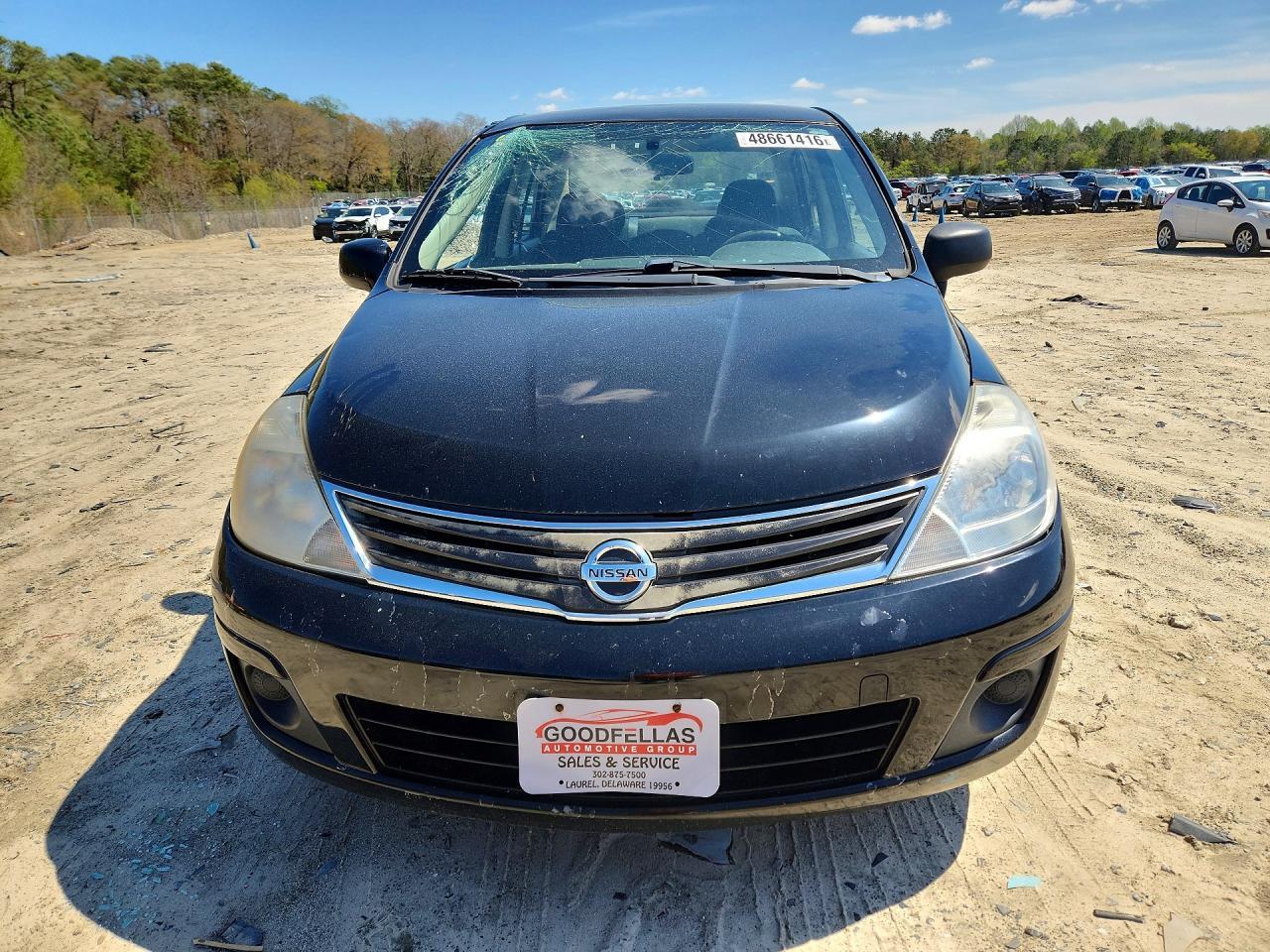 2011 NISSAN VERSA
