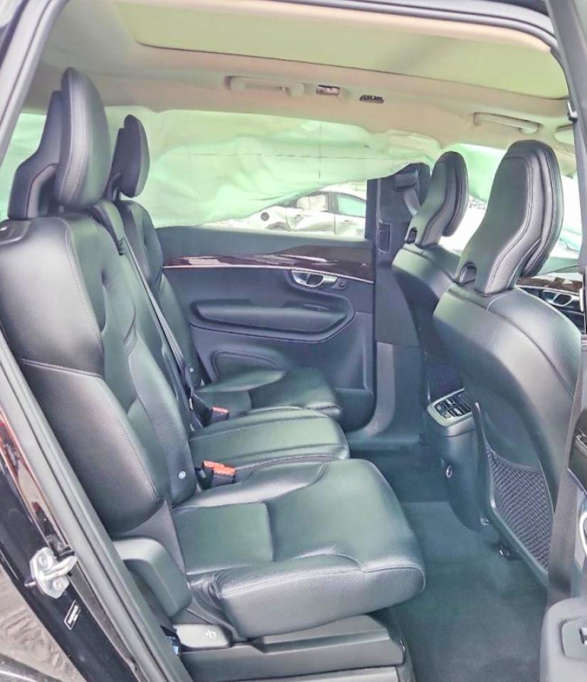 2019 VOLVO XC90