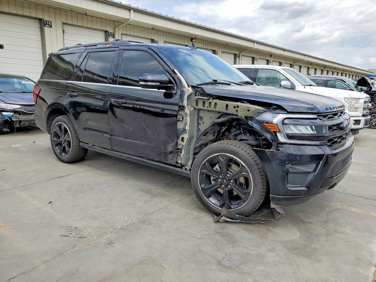 2022 FORD Expedition