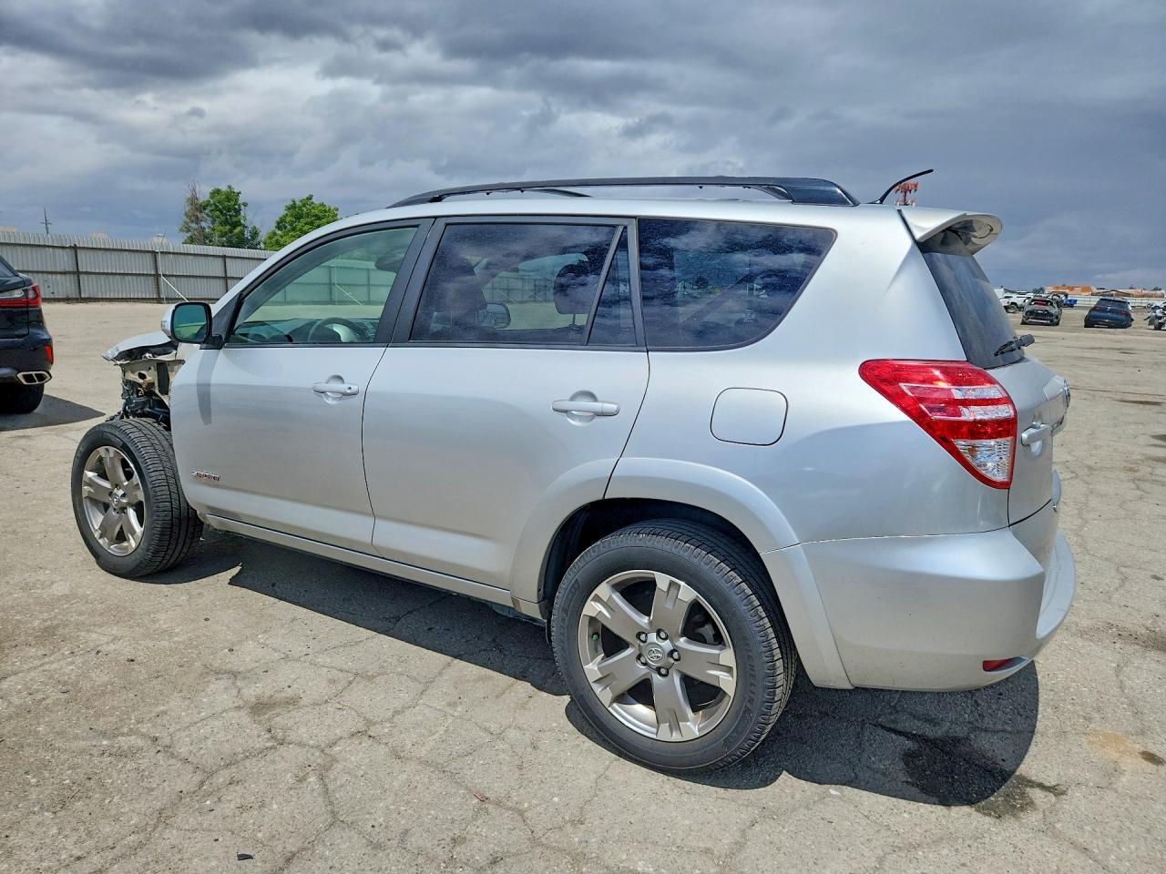 2011 TOYOTA RAV4
