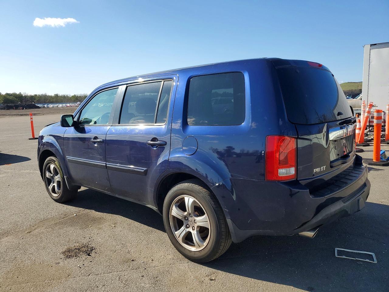 2015 HONDA PILOT