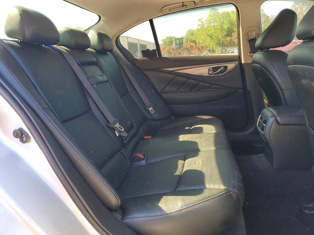 2017 INFINITI Q50