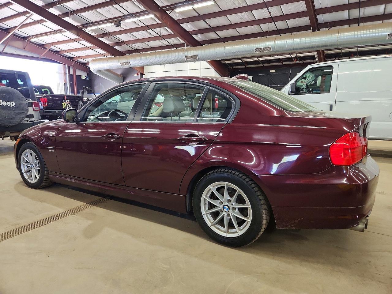 2010 BMW 3 SERIES