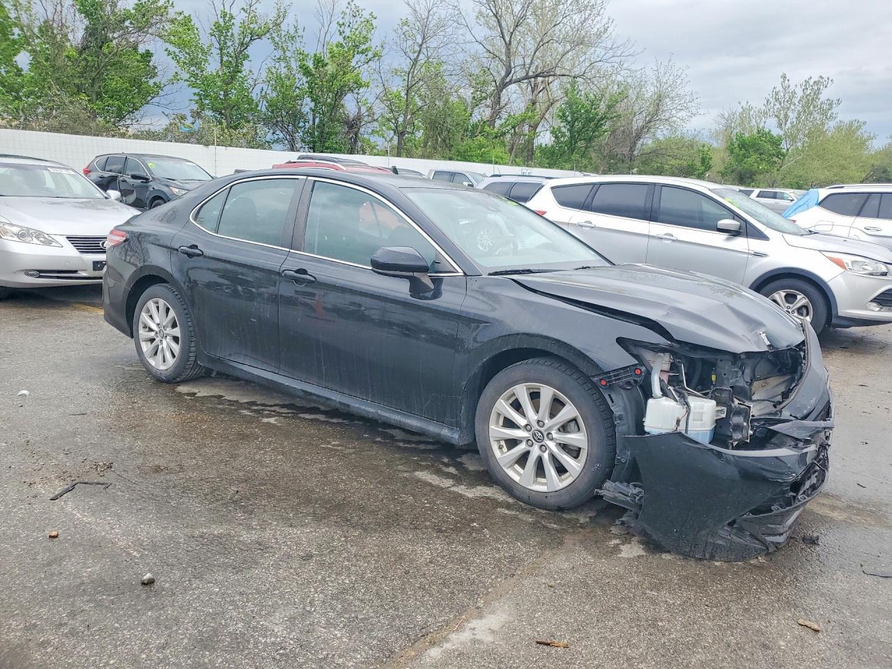 2019 TOYOTA CAMRY