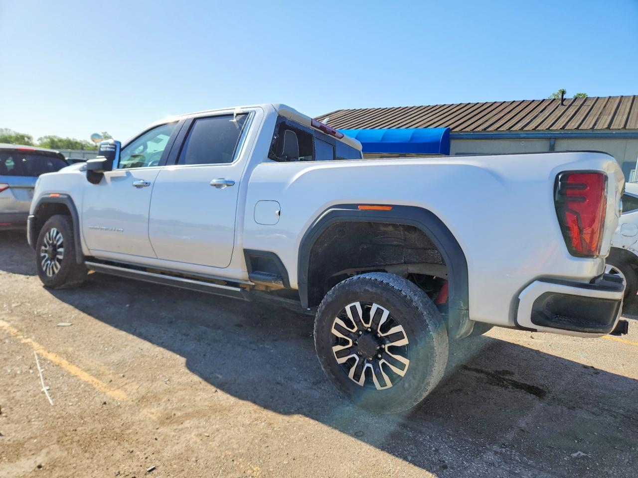 2025 GMC Sierra
