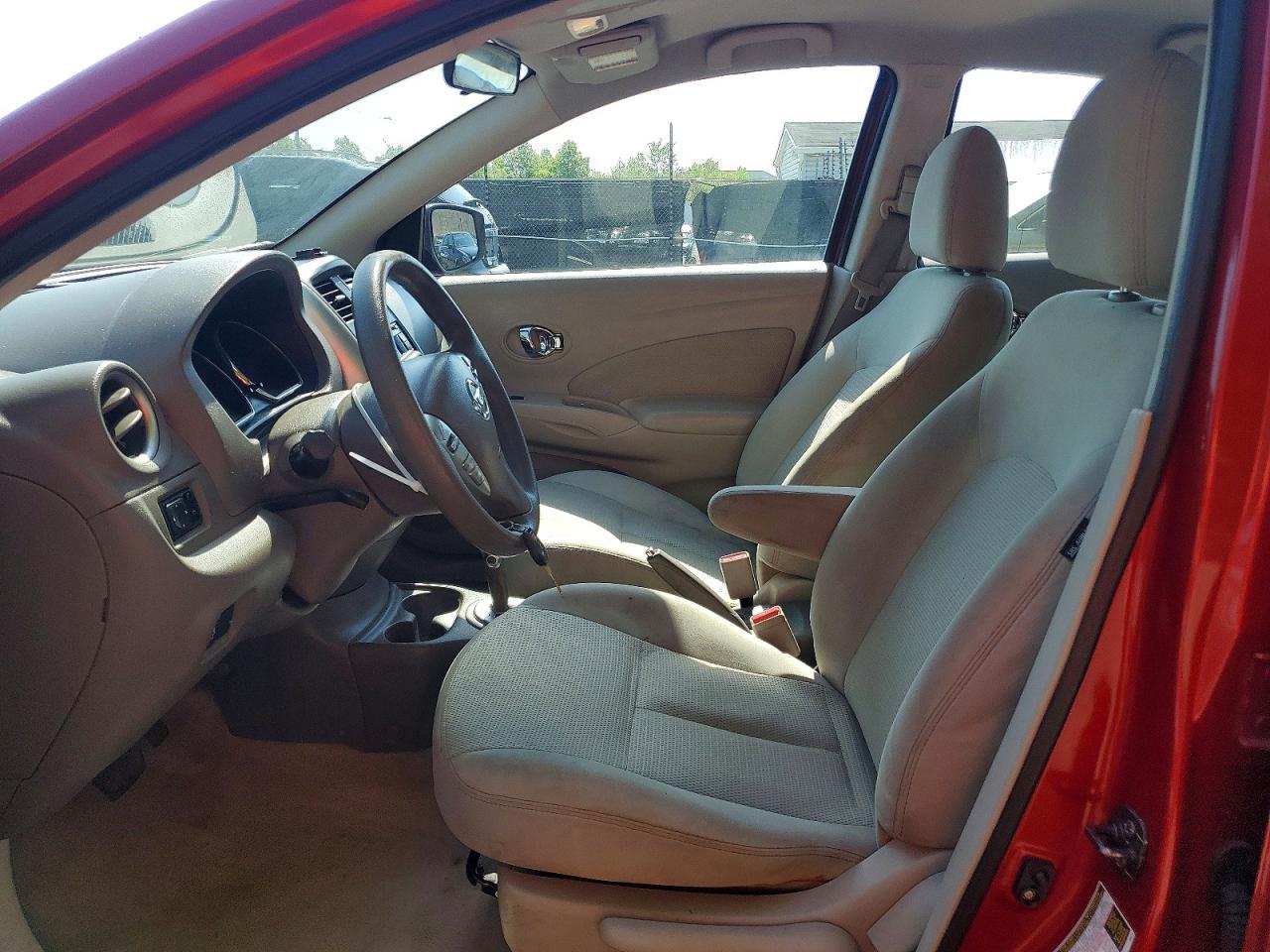 2015 NISSAN VERSA