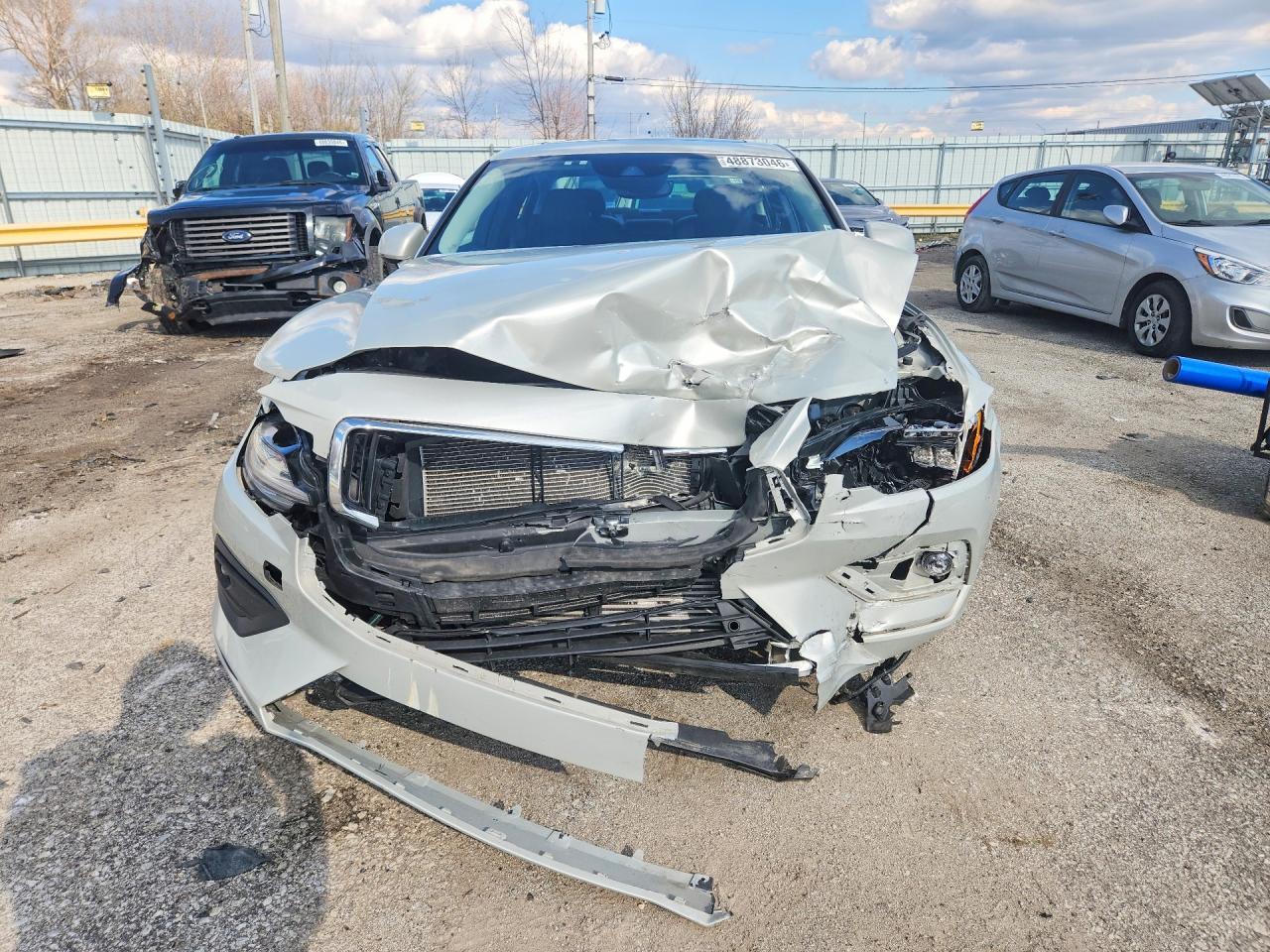 2021 VOLVO S60