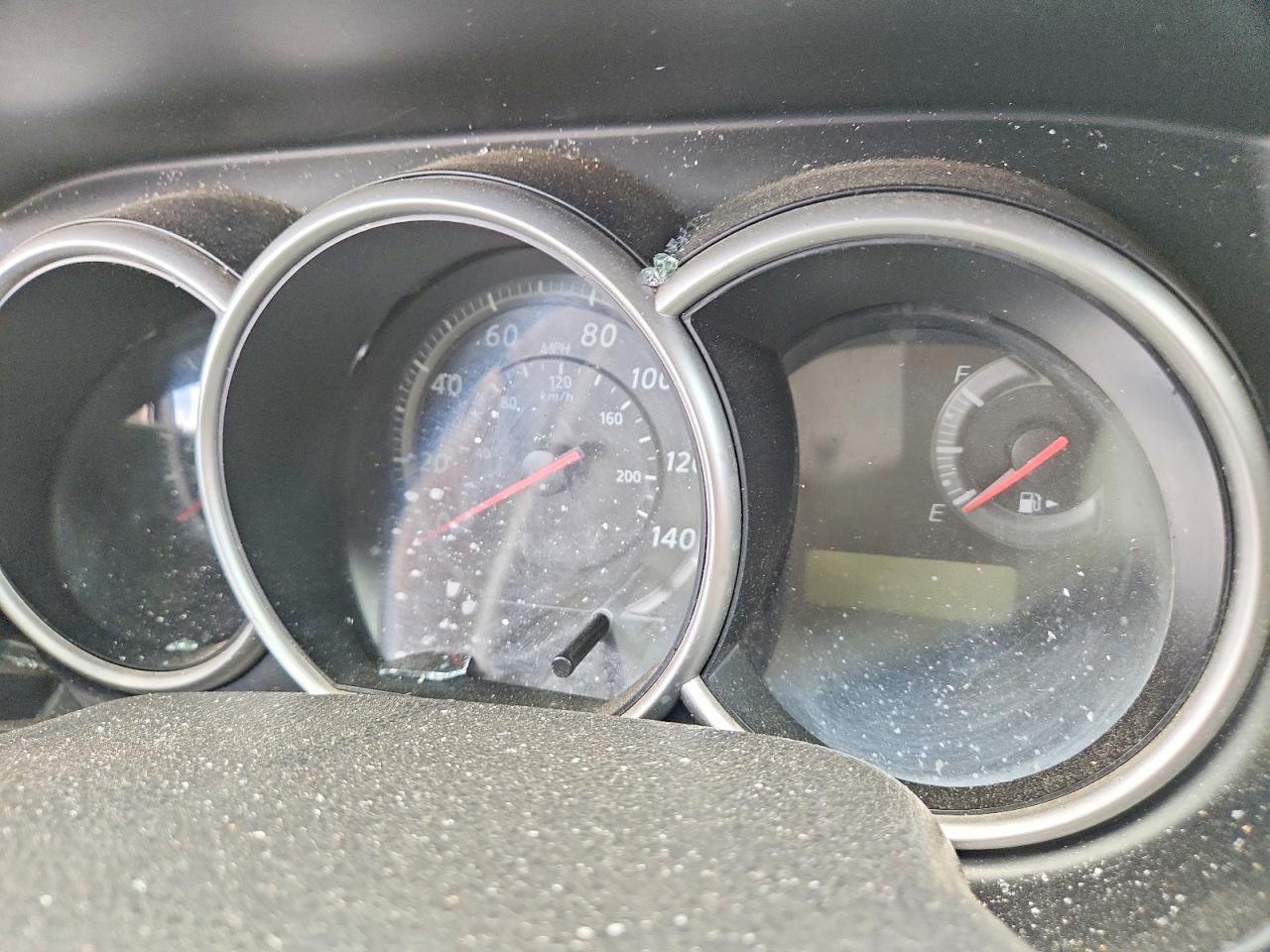 2012 NISSAN VERSA