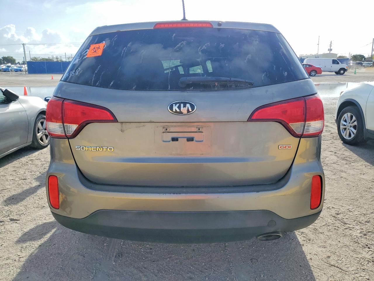 2014 KIA SORENTO