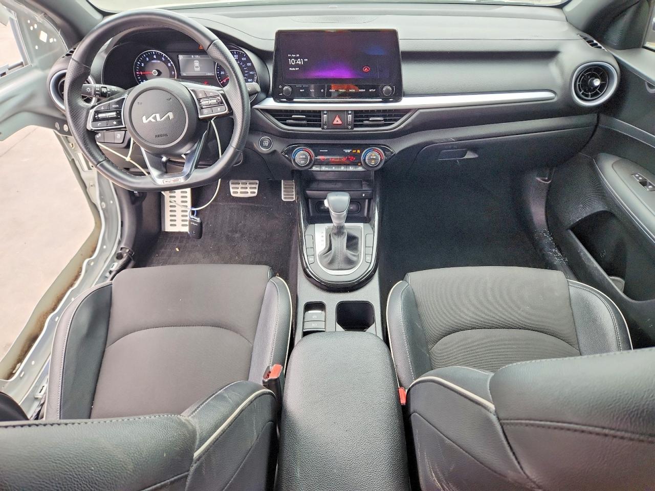 2024 KIA FORTE