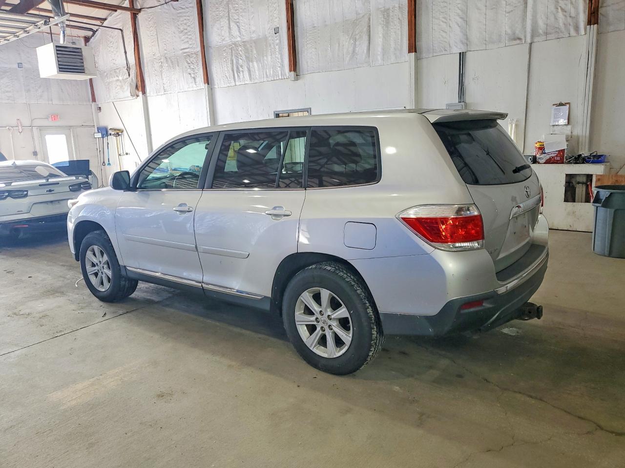 2013 TOYOTA HIGHLANDER