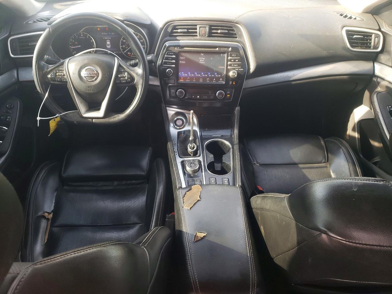 2017 NISSAN Maxima