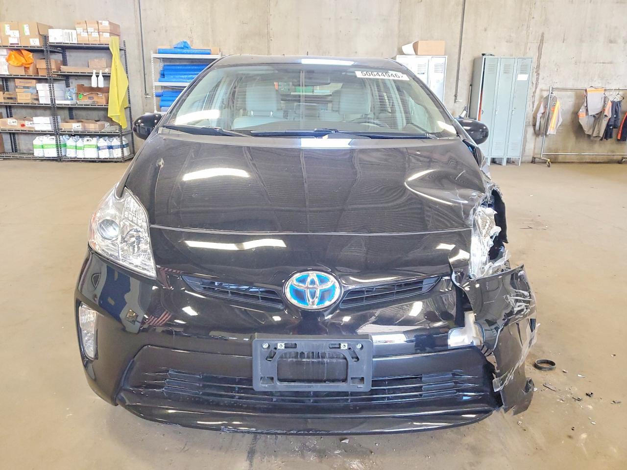 2015 TOYOTA PRIUS