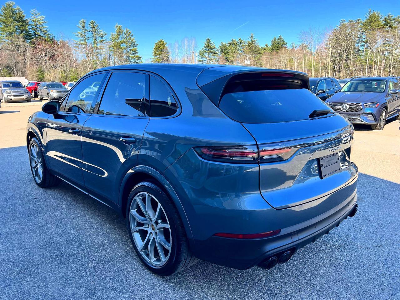 2019 PORSCHE CAYENNE