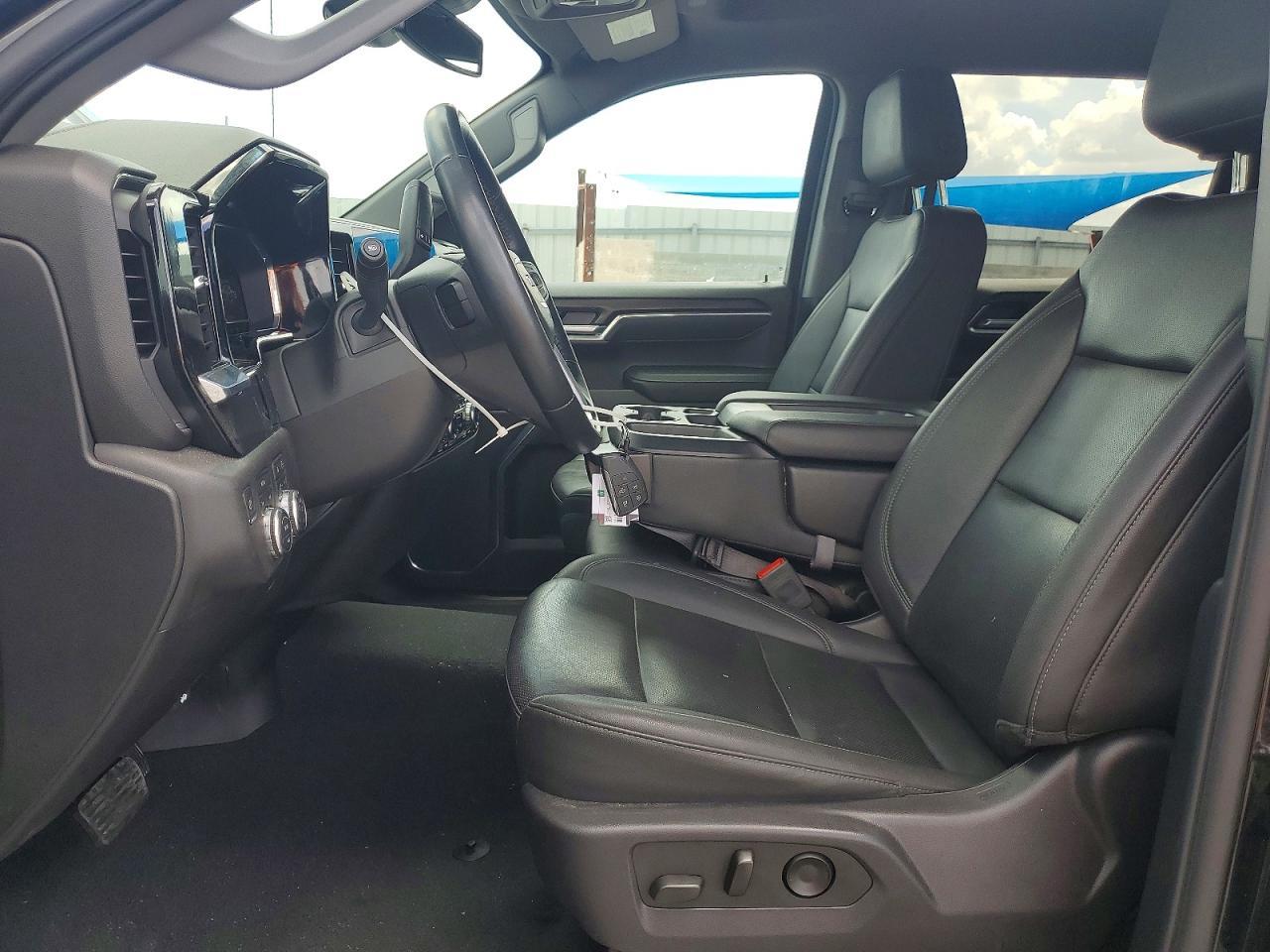 2025 GMC Sierra
