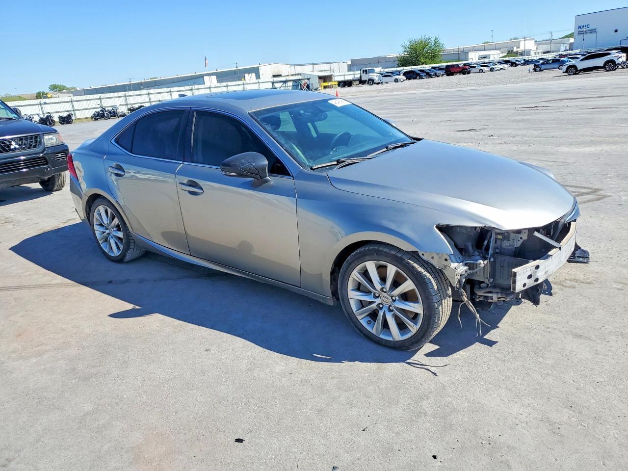 2016 LEXUS IS 200t