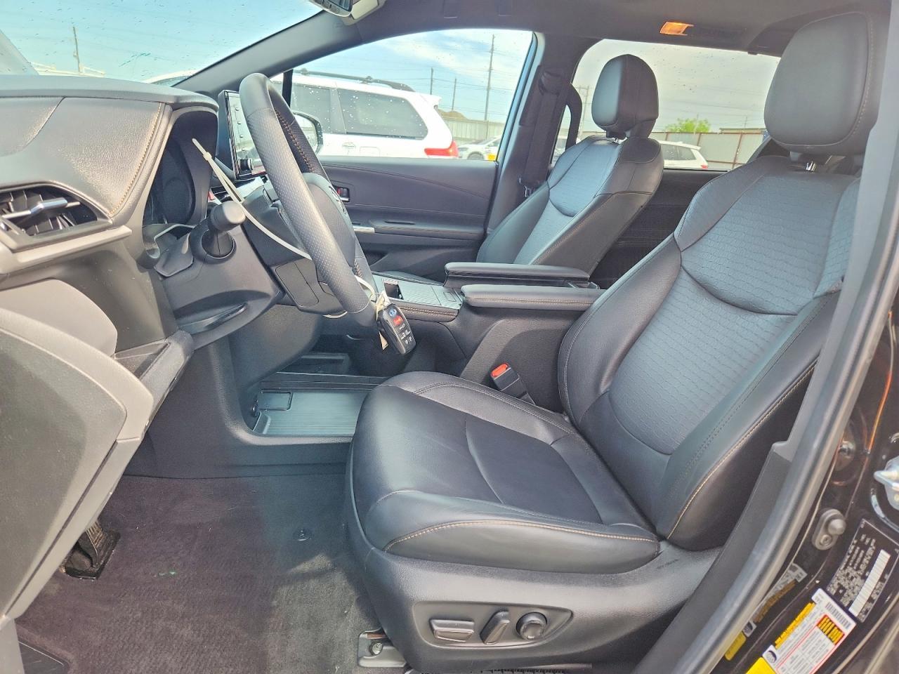 2024 TOYOTA SIENNA