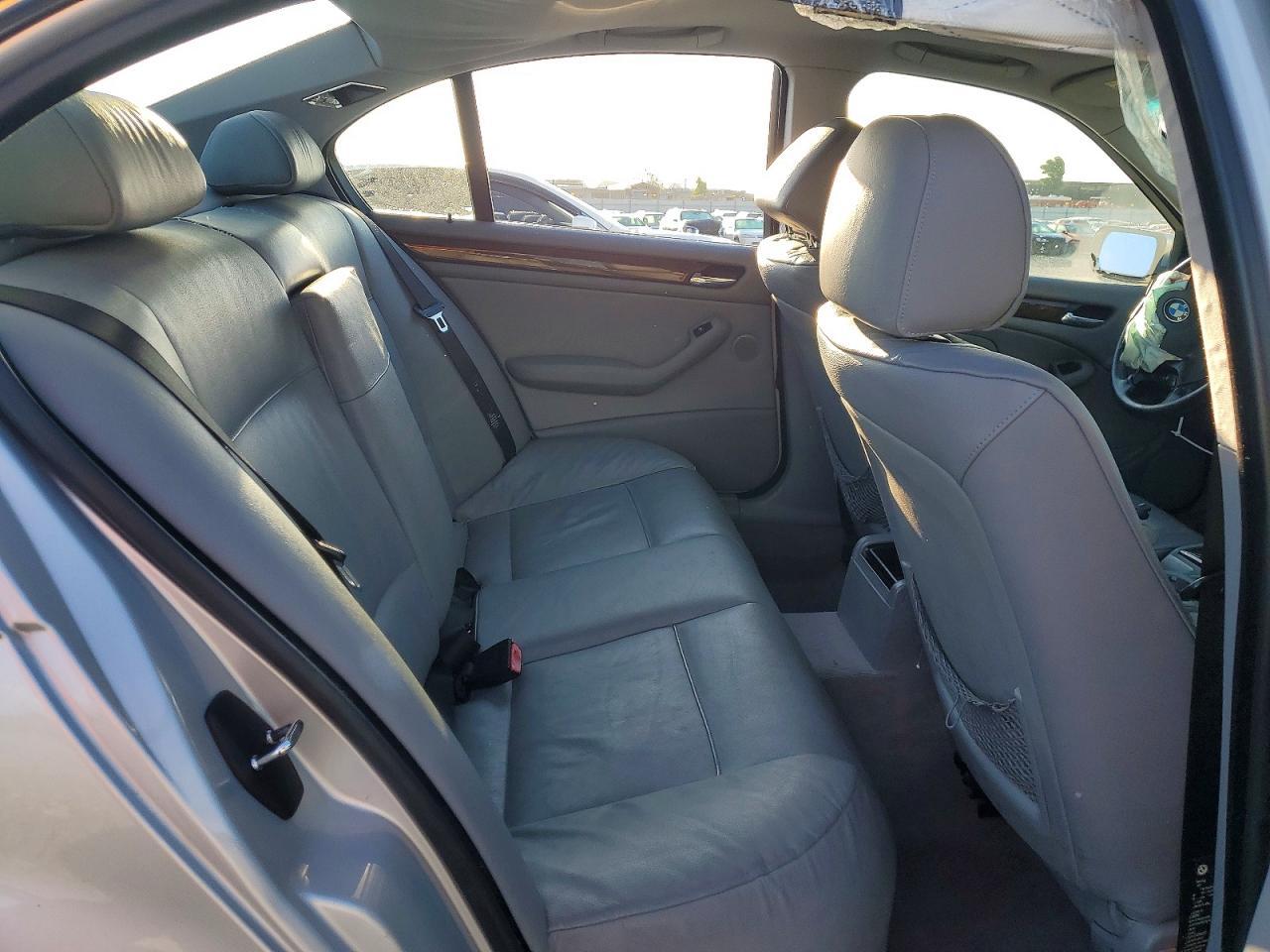 2001 BMW 3 SERIES