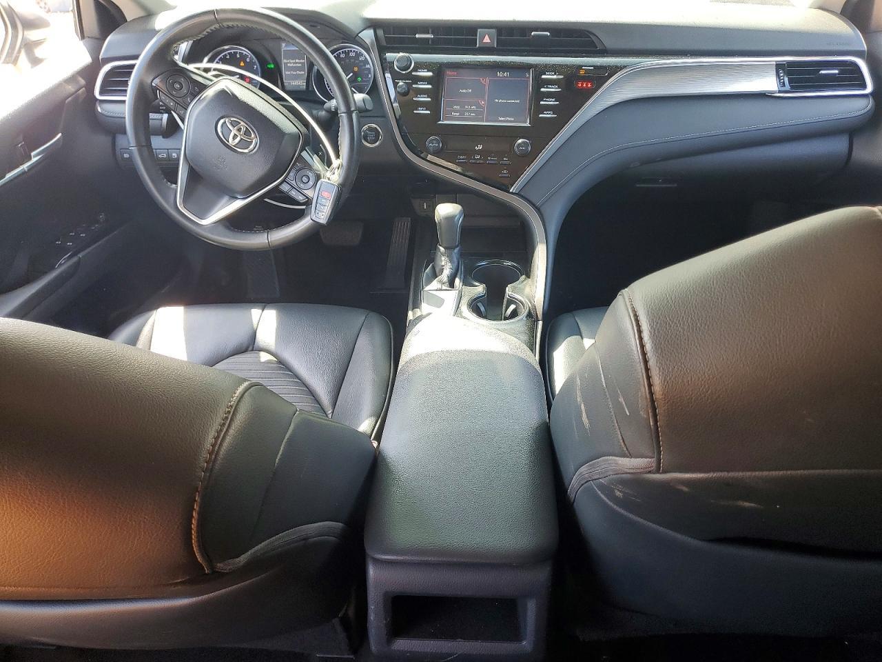 2018 TOYOTA CAMRY