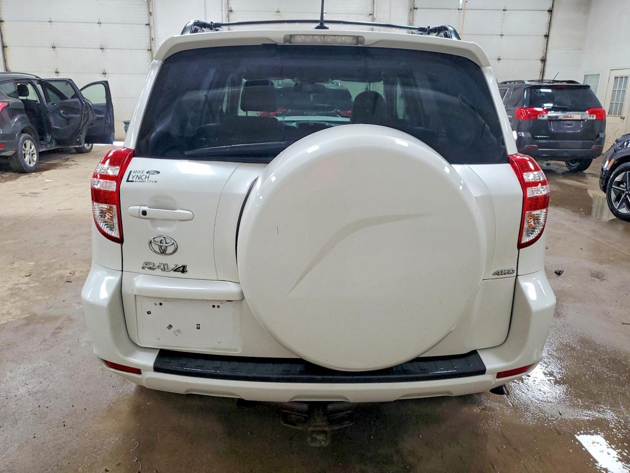 2011 TOYOTA RAV4