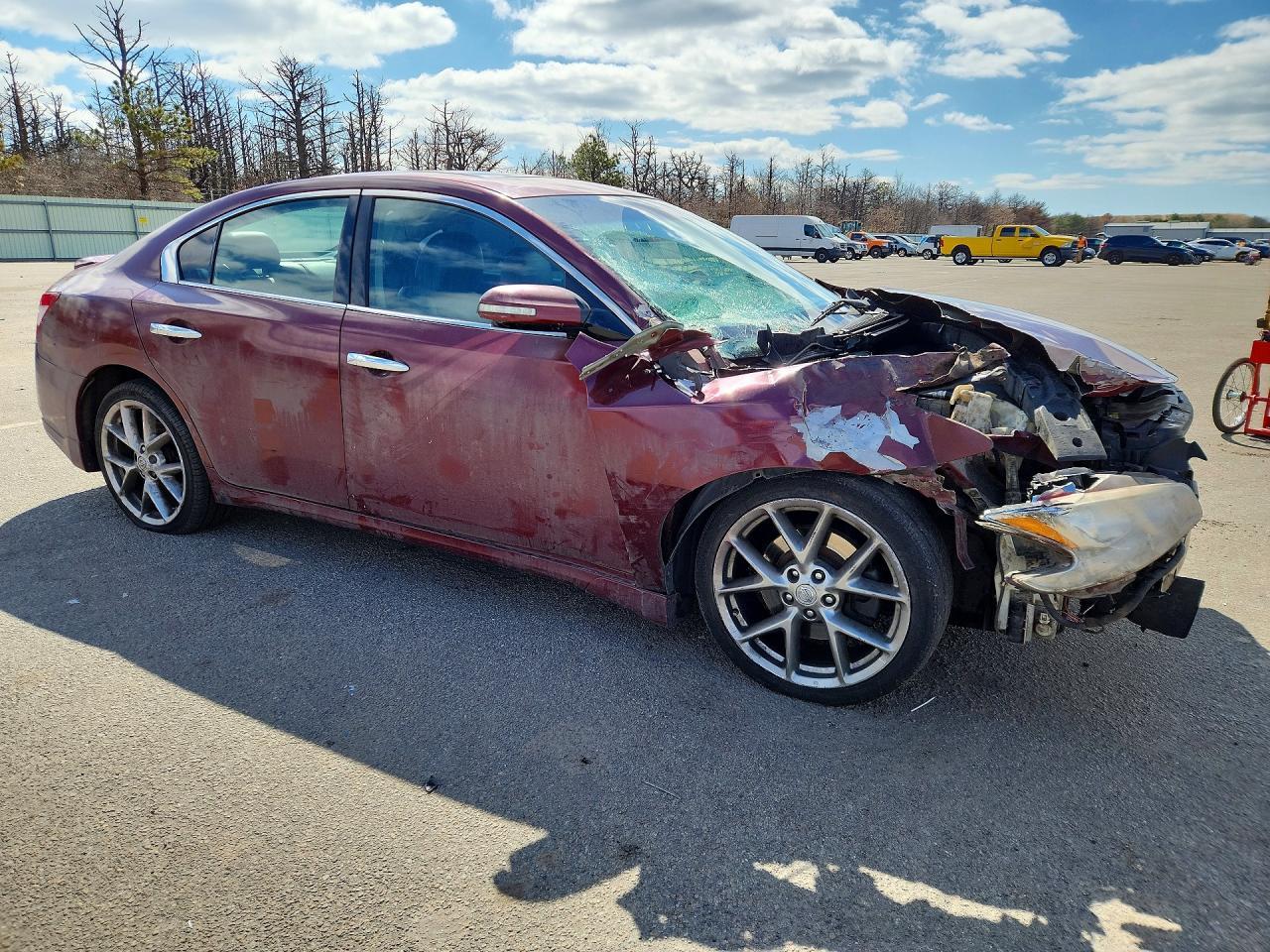 2009 NISSAN Maxima