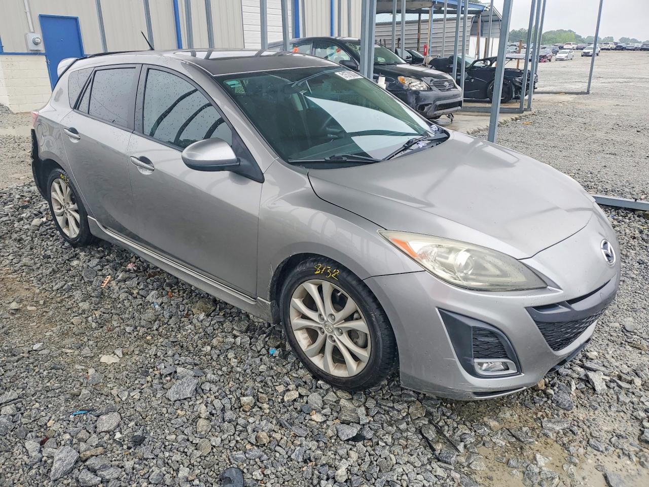 2010 MAZDA 3