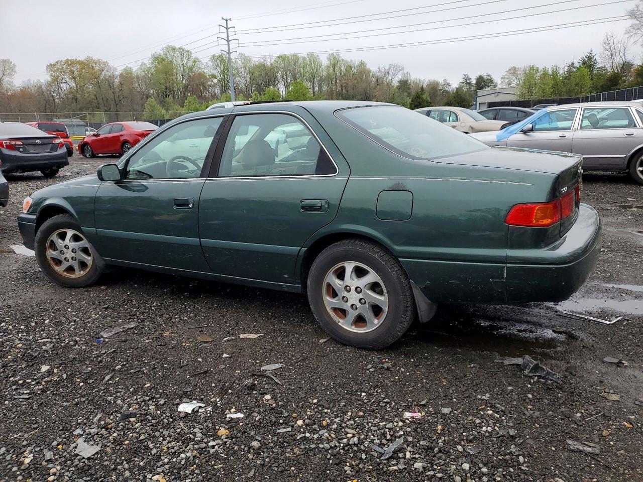 2001 TOYOTA CAMRY