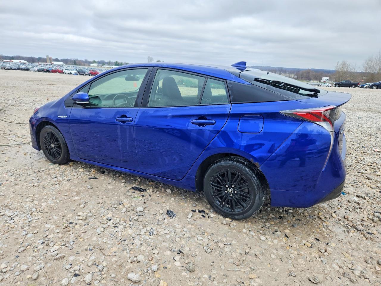 2016 TOYOTA PRIUS