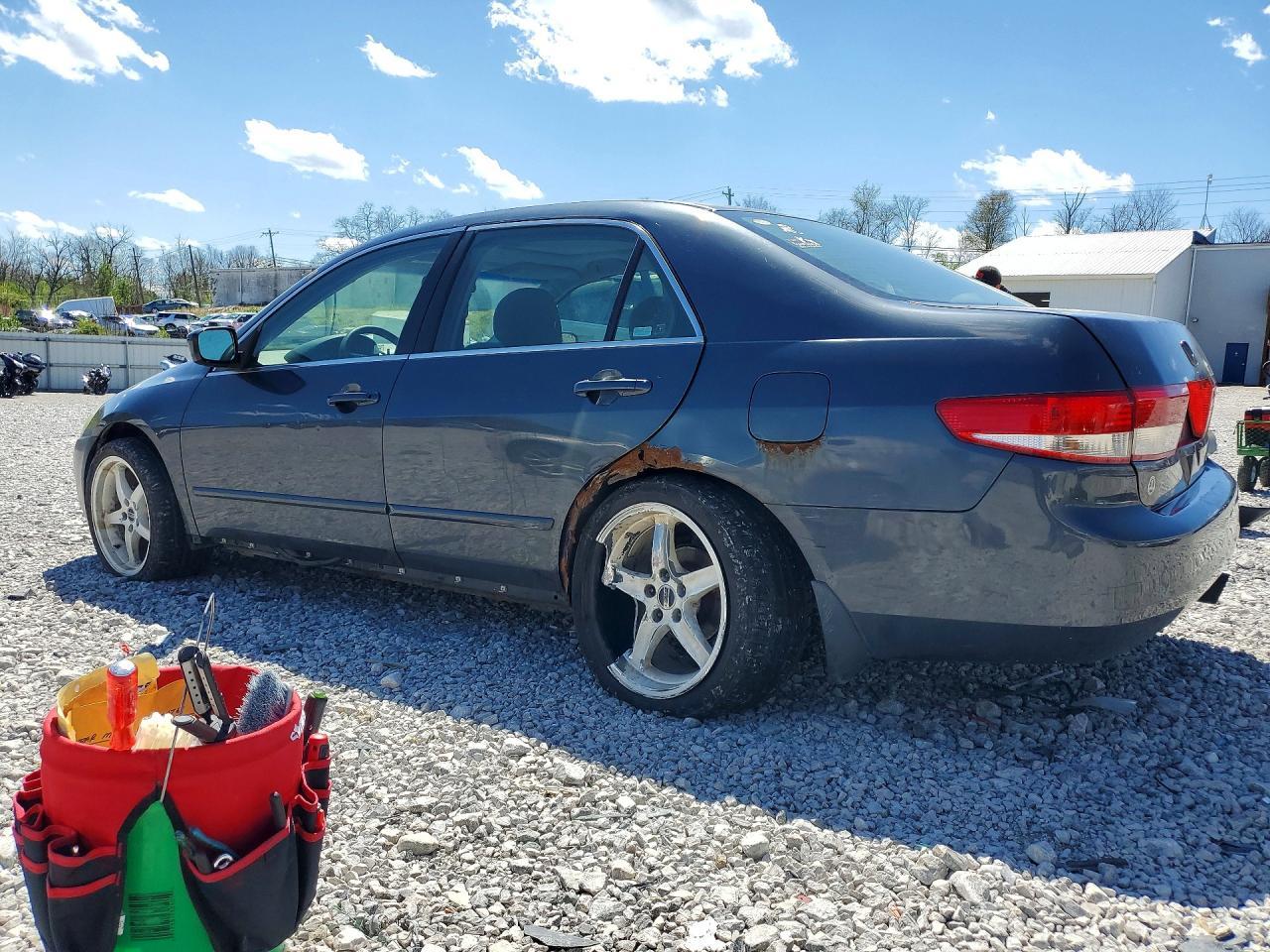 2004 HONDA ACCORD