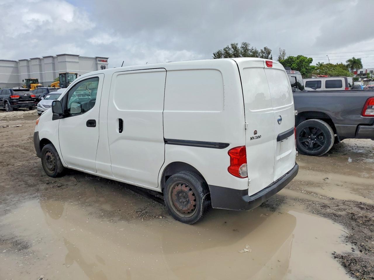 2018 NISSAN NV 200