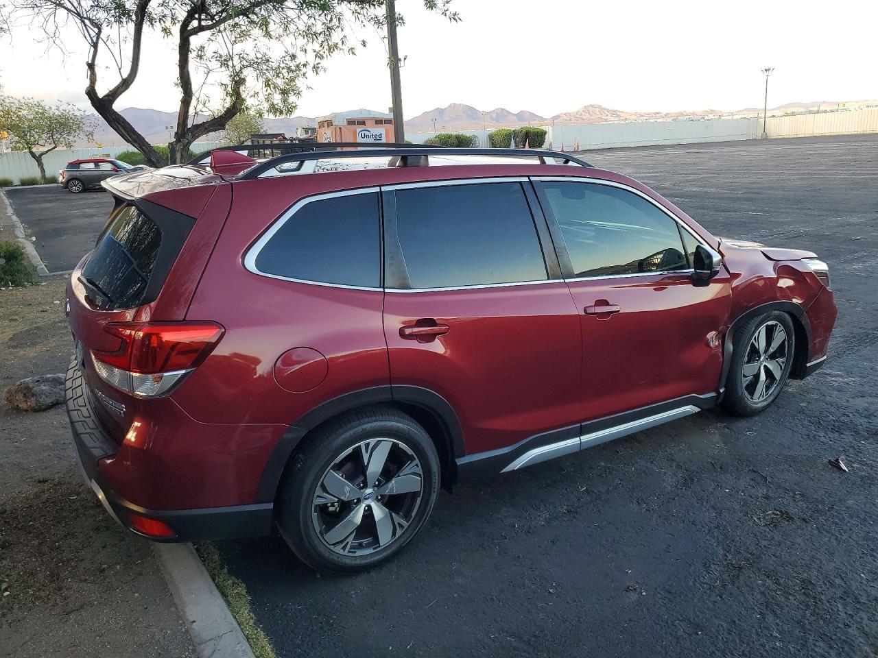 2021 SUBARU FORESTER