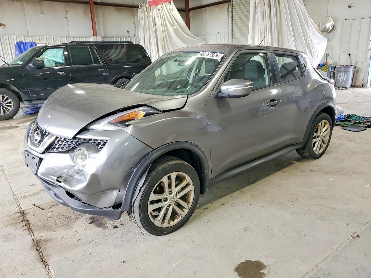 2015 NISSAN Juke