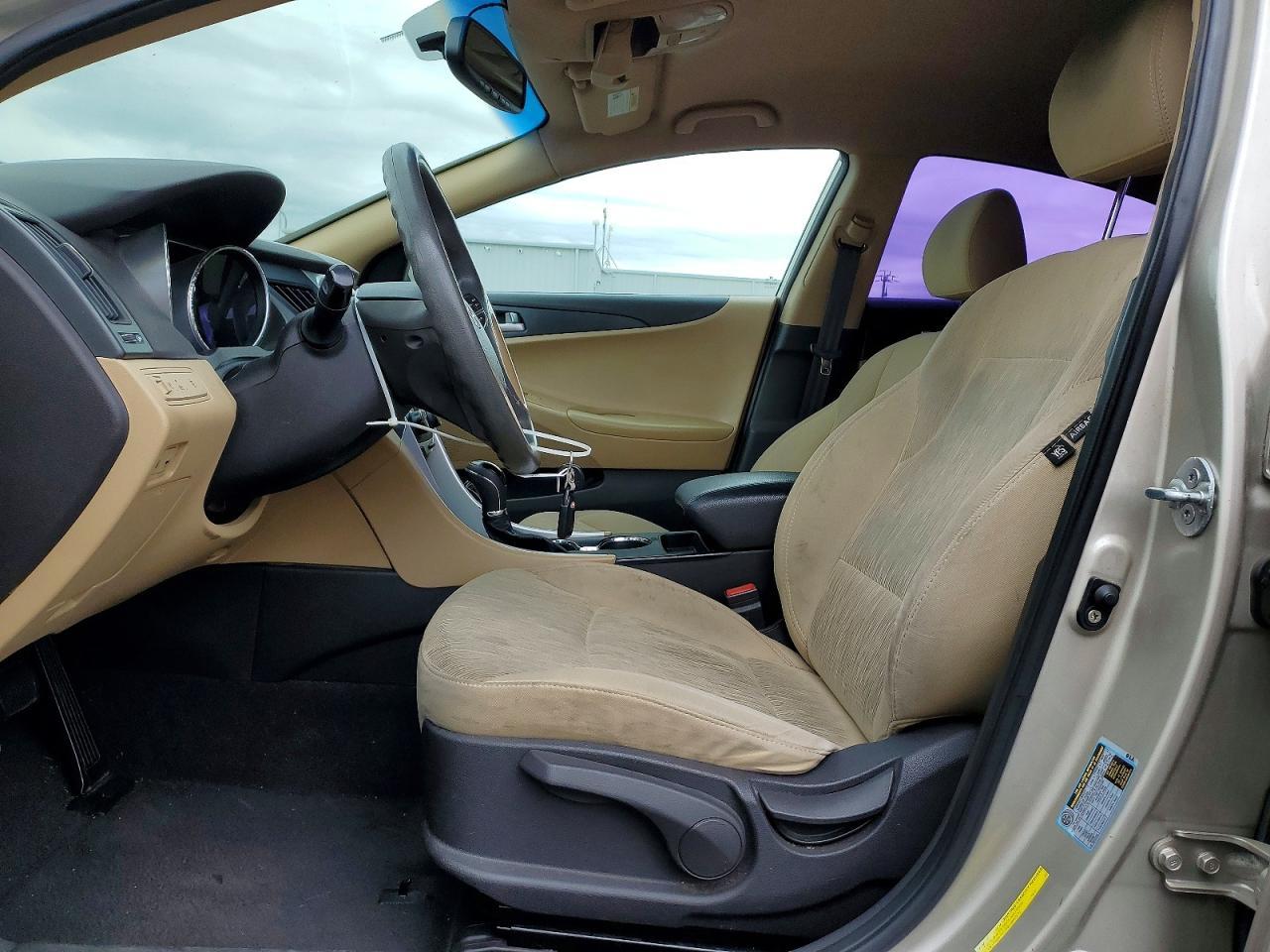 2011 HYUNDAI SONATA