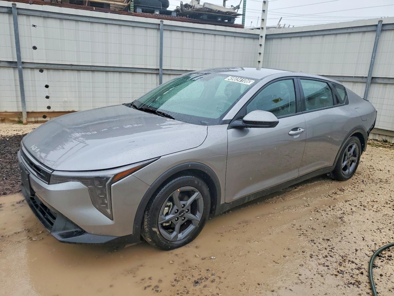 2025 KIA K4