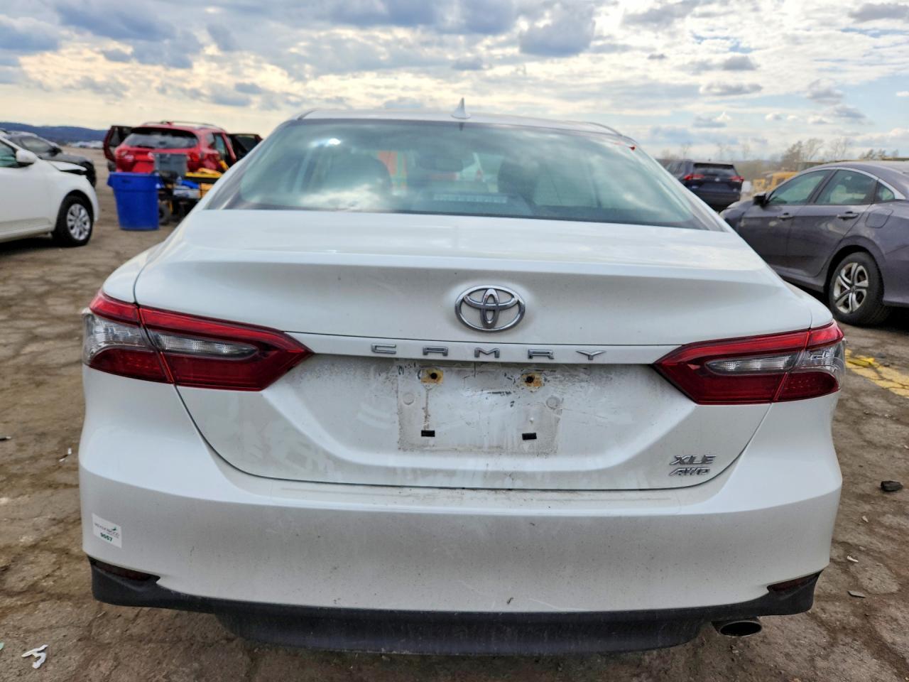 2022 TOYOTA CAMRY