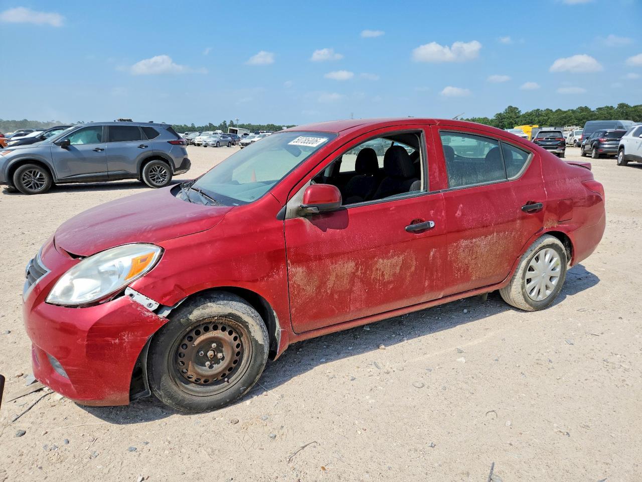 2014 NISSAN VERSA