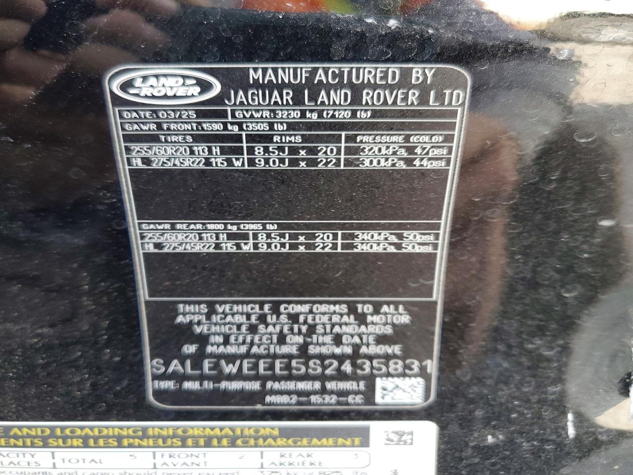 2025 LAND ROVER Defender