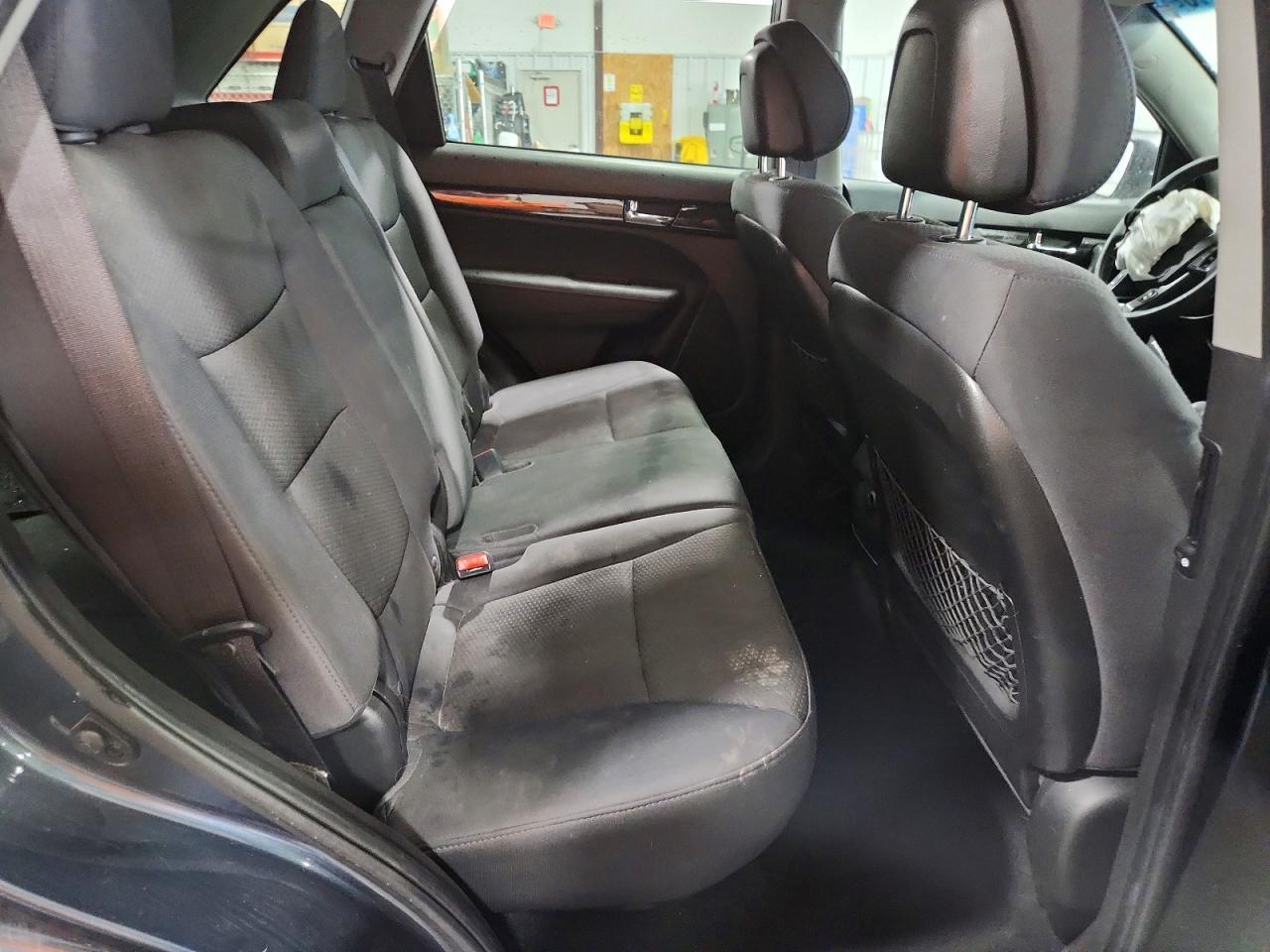 2011 KIA SORENTO