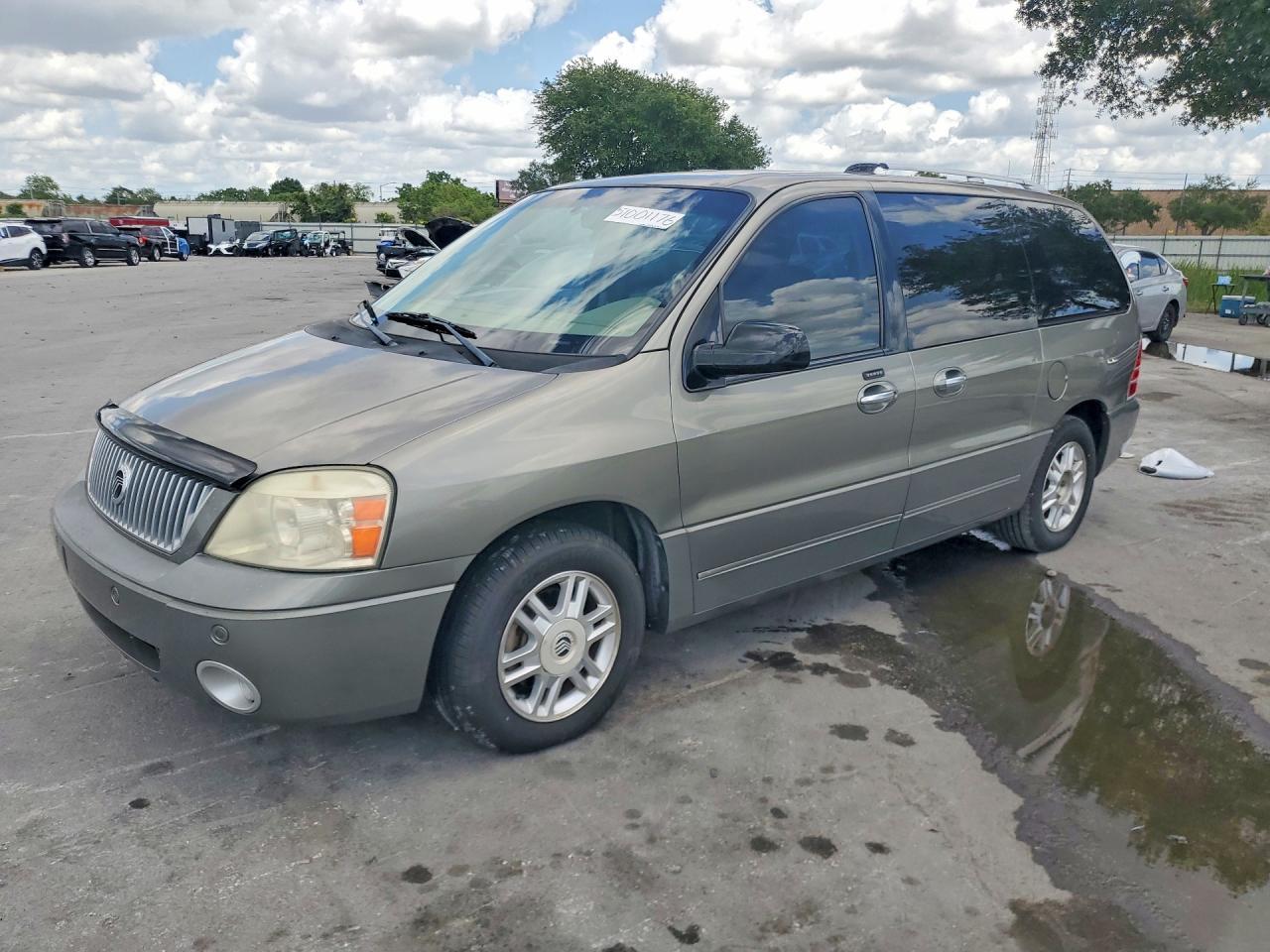 2004 MERCURY Monterey