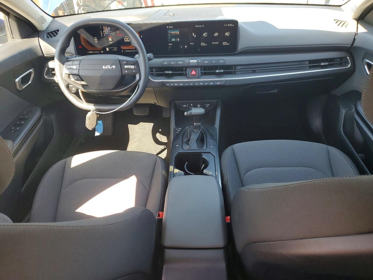 2025 KIA K4