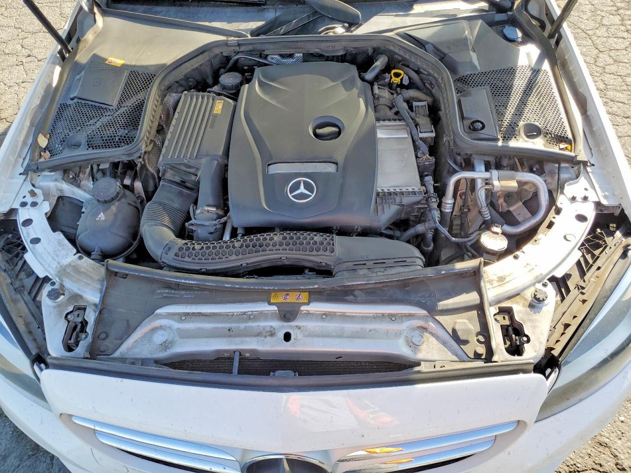 2016 MERCEDES-BENZ C-CLASS