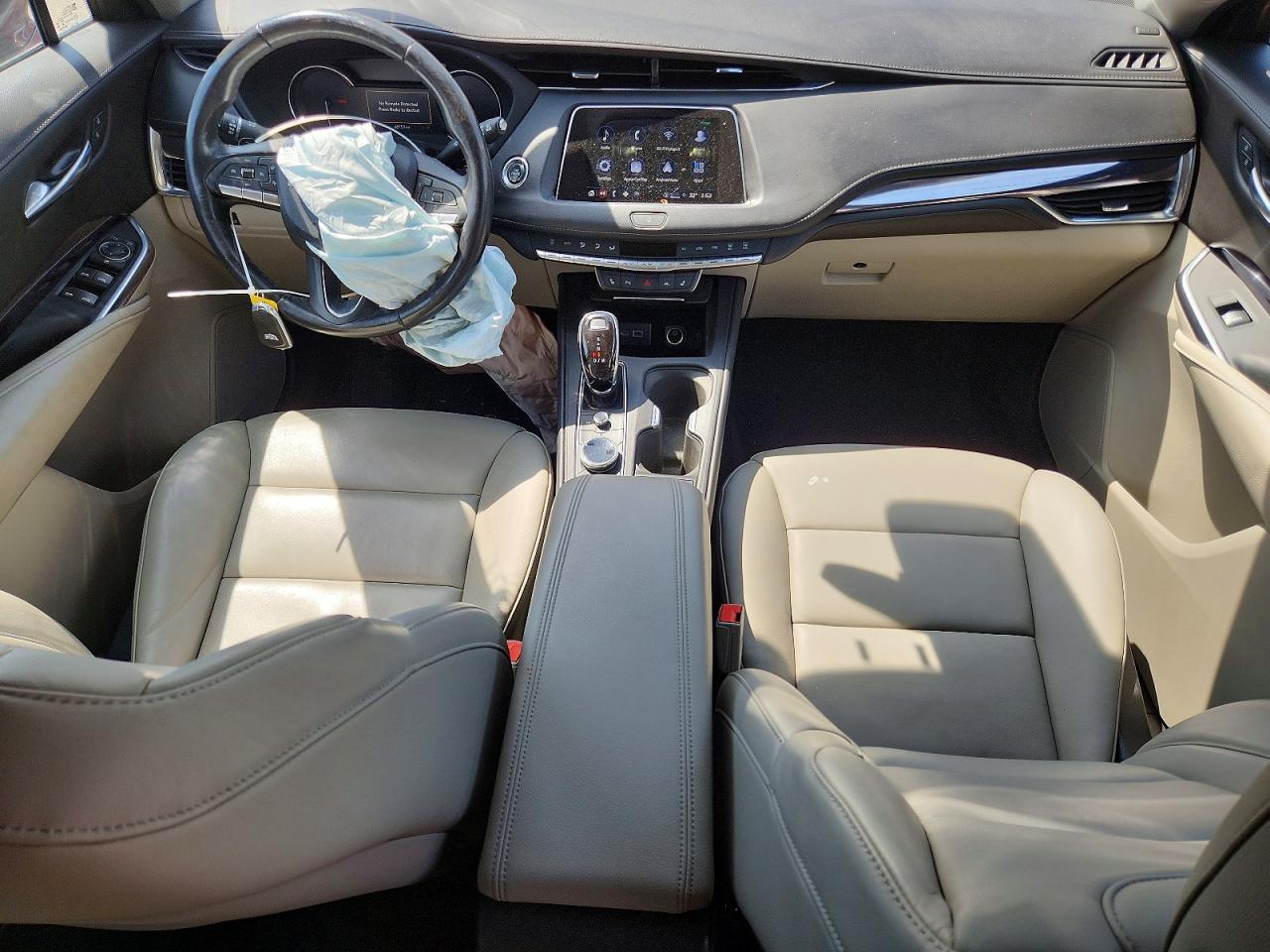 2022 CADILLAC XT4
