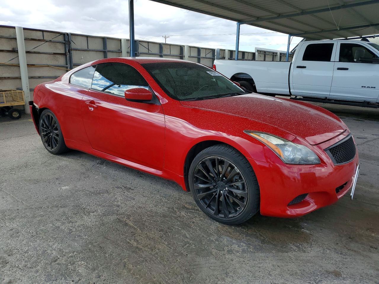 2012 INFINITI G37
