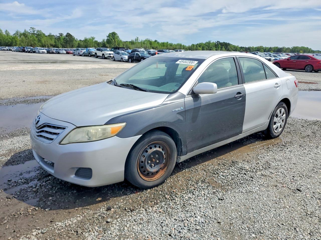 2011 TOYOTA CAMRY