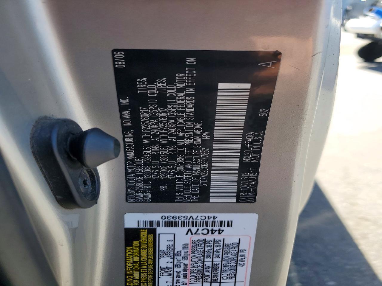 2006 TOYOTA SIENNA